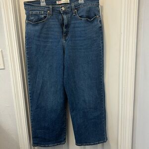 Signature Levi Strauss Heritage High-Rise Loose Crop Jeans